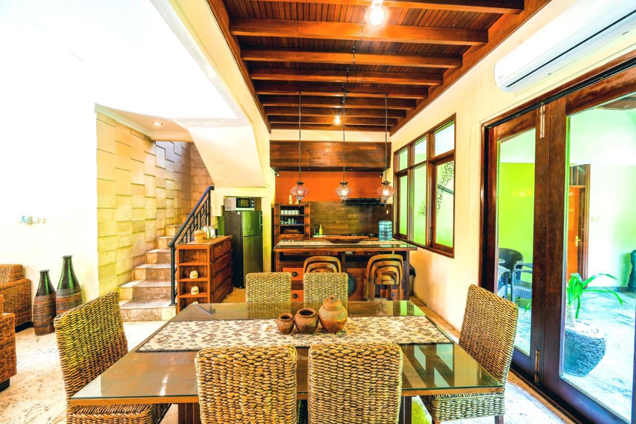 De Cinta Villa - Kuta - 5 Bedrooms - Heart Of Kuta Exterior foto